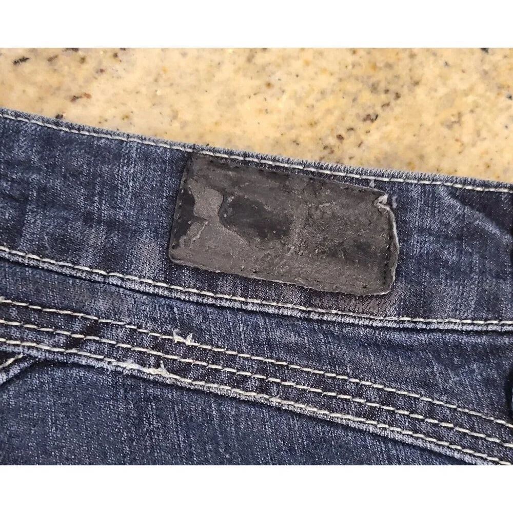 Women's Size 5 Rocawear Simone Straight Leg Jeans 30x33.5